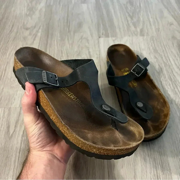 Women’s Slip On Birkenstock Sandals Size 38 - Picture 1 of 9